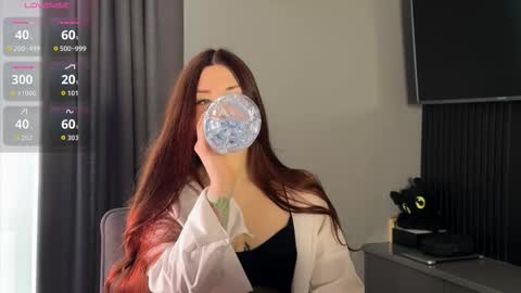 Lucy online show from March 22, 5:44 am