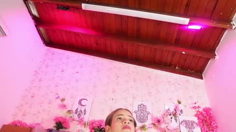 Manuela  online show from October 7, 3:14 am