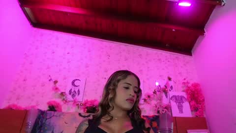 Manuela  online show from October 8, 3:04 am