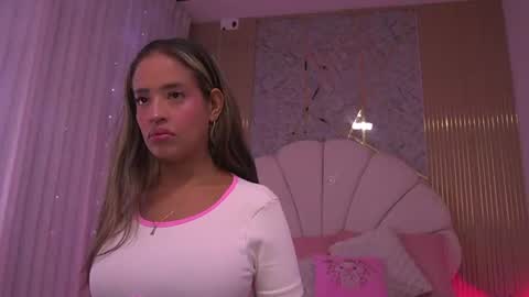 Manuela  online show from July 21, 3:31 am