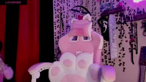 Snapshot of mstofastxforu chatting on March 8, 9:17 am mstofastxforu online show from March 8, 9:17 am