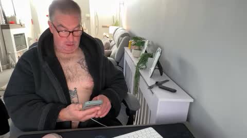 Snapshot of mtb1697 chatting on November 1, 10:28 am mtb1697 online show from November 1, 10:28 am