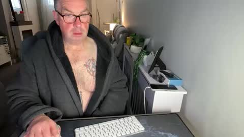 Snapshot of mtb1697 chatting on November 14, 9:19 am mtb1697 online show from November 14, 9:19 am