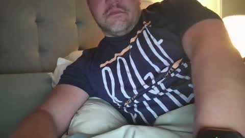 Snapshot of mtman5 chatting on December 16, 1:21 am mtman5 online show from December 16, 1:21 am