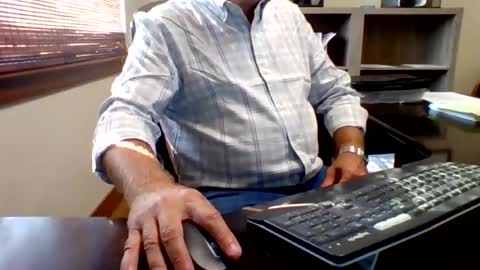 mttoker online show from August 6, 4:31 pm