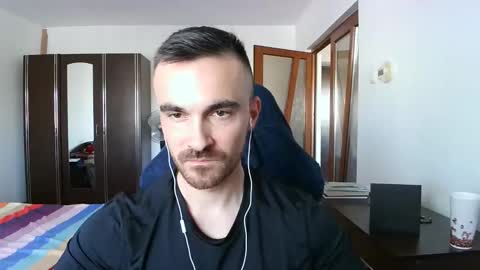 Victor online show from October 25, 11:40 am