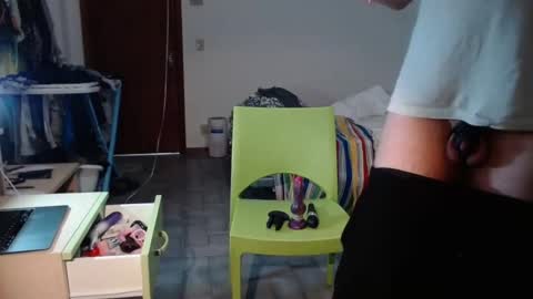 Snapshot of much_fun1 chatting on September 11, 1:22 pm much_fun1 online show from September 11, 1:22 pm