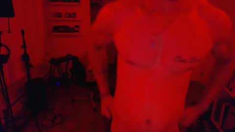 muchachote_ online show from May 16, 6:32 am
