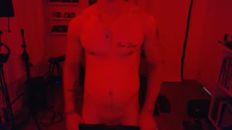 muchachote_ online show from May 16, 6:43 am
