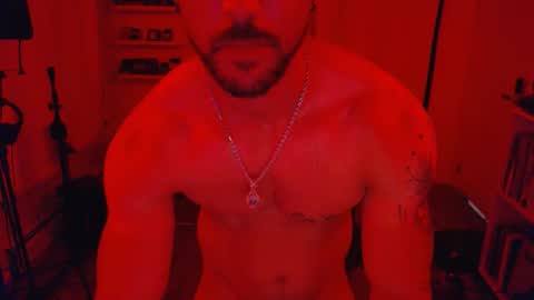 muchachote_ online show from May 16, 6:54 am