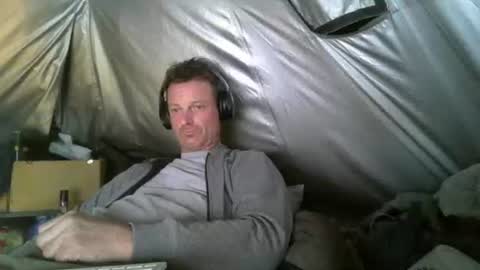 mudjimba online show from June 6, 6:45 pm
