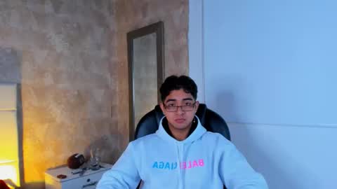 muichiro tokito1 online show from December 31, 1:52 pm