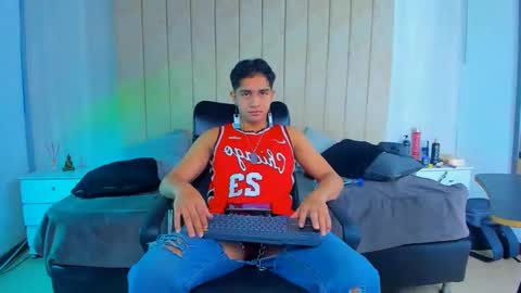 muichiro tokito1 online show from January 13, 3:45 am