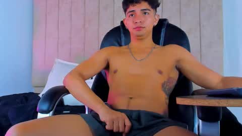 muichiro tokito1 online show from February 28, 3:48 am