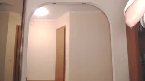 Snapshot of multiply1 chatting on December 2, 12:09 am Erik online show from December 2, 12:09 am