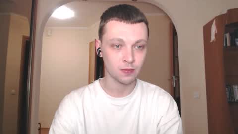 Snapshot of multiply1 chatting on February 2, 10:49 pm Erik online show from February 2, 10:49 pm