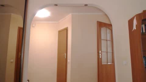 Snapshot of multiply1 chatting on February 20, 5:01 am Erik online show from February 20, 5:01 am