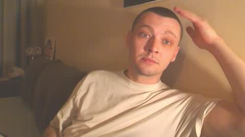 Snapshot of multiply1 chatting on October 12, 10:53 pm Erik online show from October 12, 10:53 pm