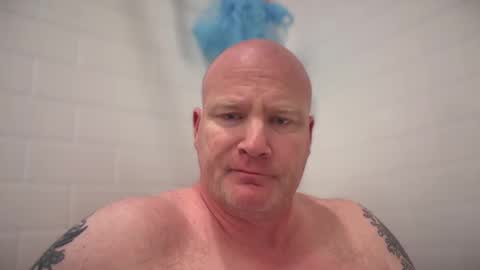 Snapshot of multipopper chatting on February 23, 1:14 am multipopper online show from February 23, 1:14 am