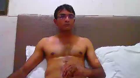 Snapshot of mumbaimonster8inch chatting on September 10, 11:54 am rajesh engineer online show from September 10, 11:54 am