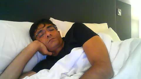 Snapshot of mumbaimonster8inch chatting on September 25, 7:39 pm rajesh engineer online show from September 25, 7:39 pm