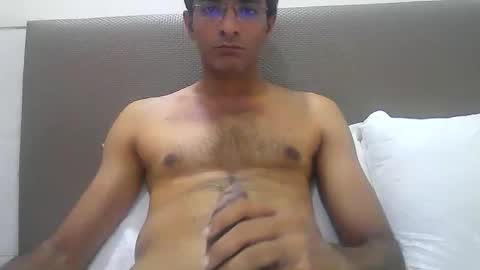Snapshot of mumbaimonster8inch chatting on October 1, 3:34 am rajesh engineer online show from October 1, 3:34 am