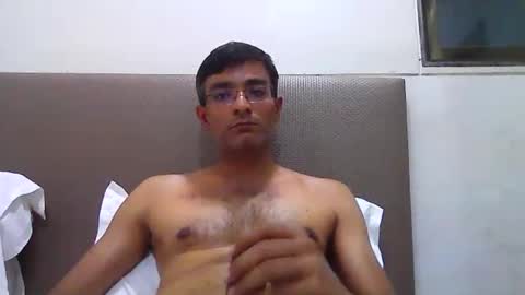Snapshot of mumbaimonster8inch chatting on October 10, 12:37 pm rajesh engineer online show from October 10, 12:37 pm