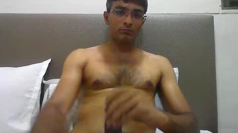 Snapshot of mumbaimonster8inch chatting on October 13, 12:05 pm rajesh engineer online show from October 13, 12:05 pm