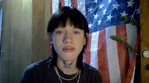 Snapshot of mun_poli chatting on October 31, 10:00 pm Polik online show from October 31, 10:00 pm