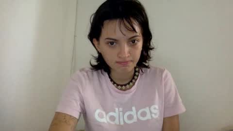 Snapshot of munchi_ chatting on February 17, 12:48 pm online show from February 17, 12:48 pm