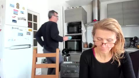 LOVELY JULIA  Peter DAY online show from March 3, 8:42 am