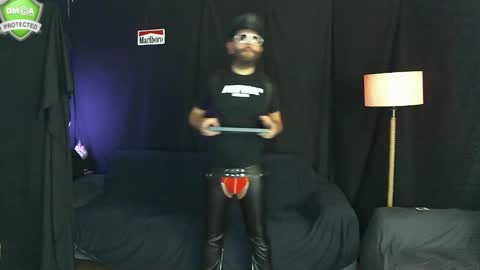 Snapshot of muratturkei chatting on December 28, 9:30 pm MasterBros online show from December 28, 9:30 pm