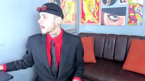 murdok  online show from February 14, 8:49 pm