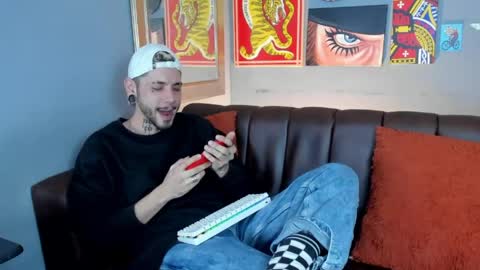 murdok  online show from April 18, 5:55 am