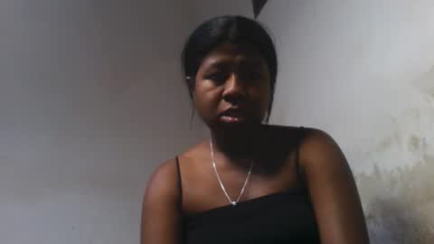 Snapshot of murielleee chatting on May 12, 7:11 pm murielleee online show from May 12, 7:11 pm