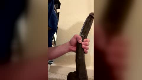 muscbttm23 online show from April 12, 4:50 am