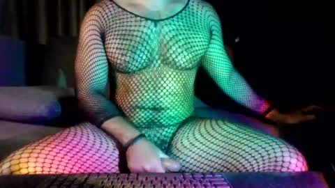 muscbttmbitch online show from July 8, 6:01 pm