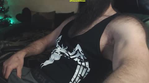 ofmuscle0max online show from January 5, 10:35 pm