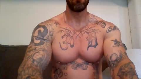 muscle761004 online show from June 7, 1:59 pm