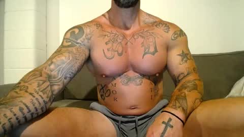 muscle761004 online show from August 10, 1:20 am