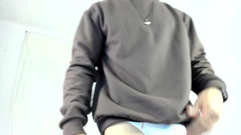 Muscle Man online show from December 1, 2:55 pm