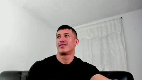 Muscle Man online show from May 29, 3:10 pm