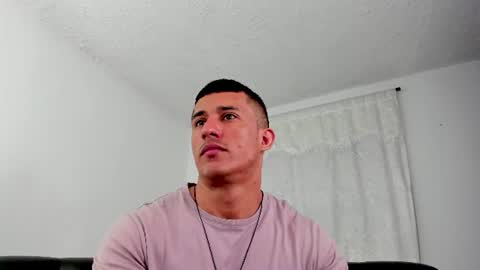 Snapshot of muscle_man07 chatting on July 6, 4:09 pm Muscle Man online show from July 6, 4:09 pm