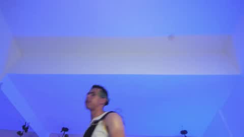 muscle scott online show from October 31, 4:52 pm