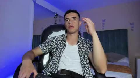 muscle scott online show from March 5, 2:02 pm