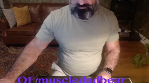 Snapshot of muscledadbear chatting on October 14, 2:12 am Jordan El Din online show from October 14, 2:12 am