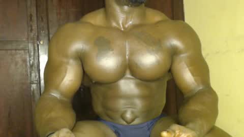 musclegod23 online show from November 17, 11:38 am