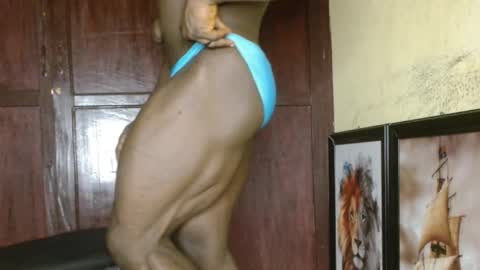 musclegod23 online show from February 26, 2:38 pm