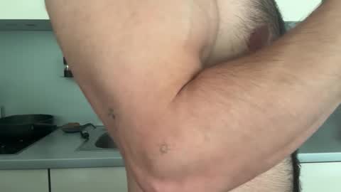 musclehair3 online show from June 6, 8:52 am