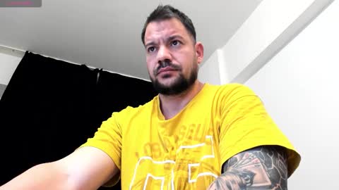 MuscleMonster31 online show from December 15, 11:25 am